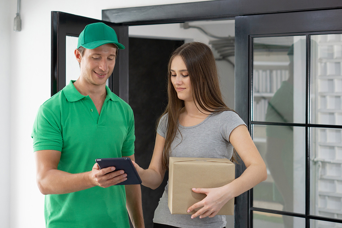 e-commerce logistics and strategies