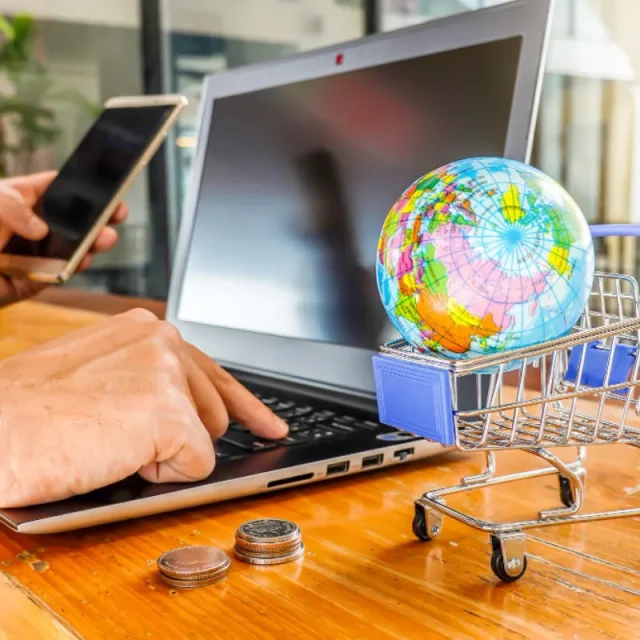 E-Ticaret Lojistiği ile İşletmenizi Büyütürken Maliyetleri Düşürmenin Yolları E-Ticaret Lojistiği ile İşletmenizi Büyütürken Maliyetleri Düşürmenin Yolları